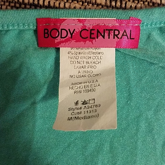 Top - Picture 2 of 2